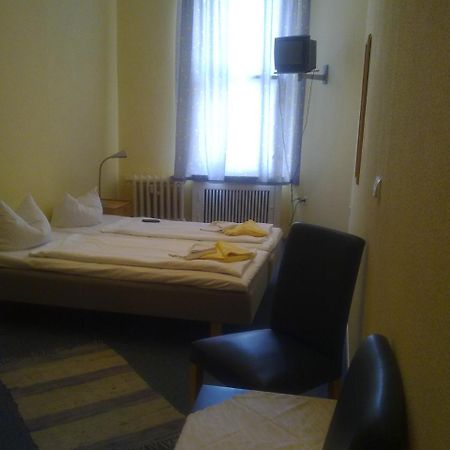 Hotel-Pension Gribnitz Берлин Екстериор снимка